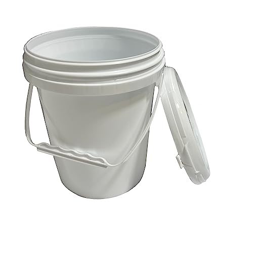 LEE FISHER SPORTS 1 Gallon White Plastic General-Purpose Bucket with Lid