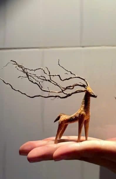 Azil Driftwood Deer Aquarium Decoration – Unique & Artistic Fish Tank & Terrarium Ornament, Safe & Eco-Friendly for Aquascaping & Reptile Habitats (Deer with Long Antlers)