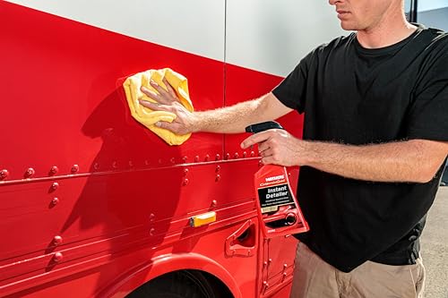 Mothers California Gold Instant Detailer, 1 gal. – Removes Smudges, Dust & Fingerprints, Boosts Gloss & Slickness, Lubrication for Clay Bars, Quick Touch-ups & Maintenance Between Washes (08202) - size: 128 Fl Oz (Pack of 1)