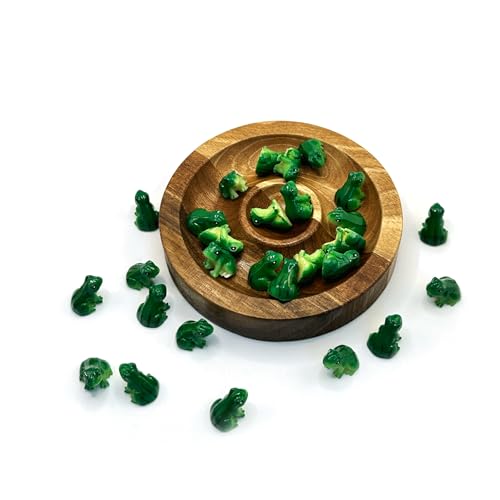 40PCS Mini Resin Frogs, Tiny Green Frogs, Simulated Resin Miniature Model Cake Decoration, Animals Figurine Bulk for Moss Landscape Terrarium Micro Fairy Garden Decoration Ornament Accessories - color: Frog