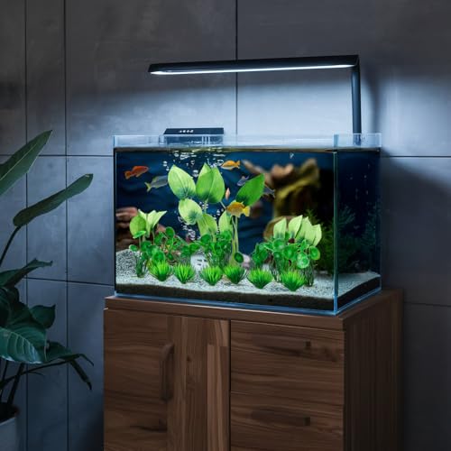Artificial Aquarium Plants, 15-Piece Plastic Decorative Set, Lifelike Underwater Garden (Green)
