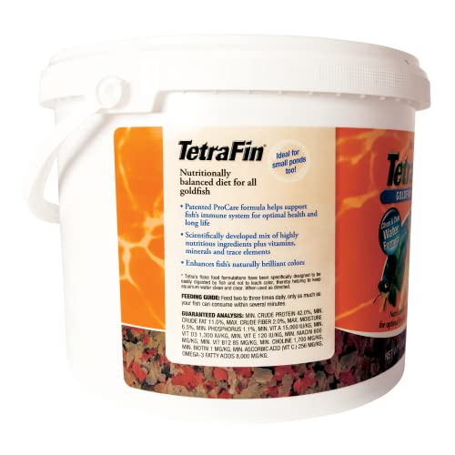 Tetra Goldfish Flakes, Nutritionally Balanced Diet For Aquarium Fish, Vitamin C Enriched Flakes, 4.52 lbs oz - size: 4.52 Pound (Pack of 1)