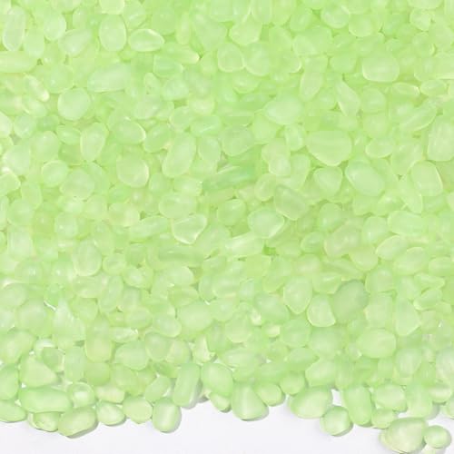 QEQEKAKA Sea Glass Stones for Crafts About 2.75LB (1180g/41.62oz) Glass Pebbles Gemstones Bulk for Beaching Wedding DIY Decoration Aquarium Turtle Tank Vase Filler - color: Fluorescent Green, size: 2.75LB (1185g/41.79oz)