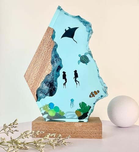 Handmade 3D Ocean Resin Lamp-Handcrafted Diving Night Light,Multiple Adjustable LED Light Sources Wooden Base with USB Port,Birthday Gift for Boyfriend Girlfriend Men Dad Divers(Devilfish,6"x4") - style: Devilfish&Sea Turtle