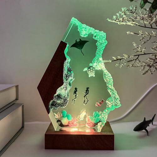 Handmade 3D Ocean Resin Lamp - USB Powered Resin Ocean Night Light with Wooden Base, Variable Lights, Scuba Diver Gifts, Diving Enthusiast Collectibles, Unique Birthday Holiday Gifts for Men & Women - color: Scuba Diver-1, size: S