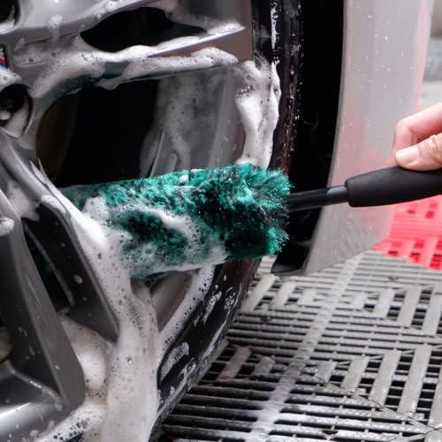 oesee Professional 4 Pack Long Handle Wheel Brush Kit for Cleaning Wheel and Tire- 2X Soft Wheel Cleaning Brush, Detailing Brush and Stiff Tire Brush, Bendable& Durable Wheel Rim Cleaner Brush Set - color: 4 Pack (Green & Black)