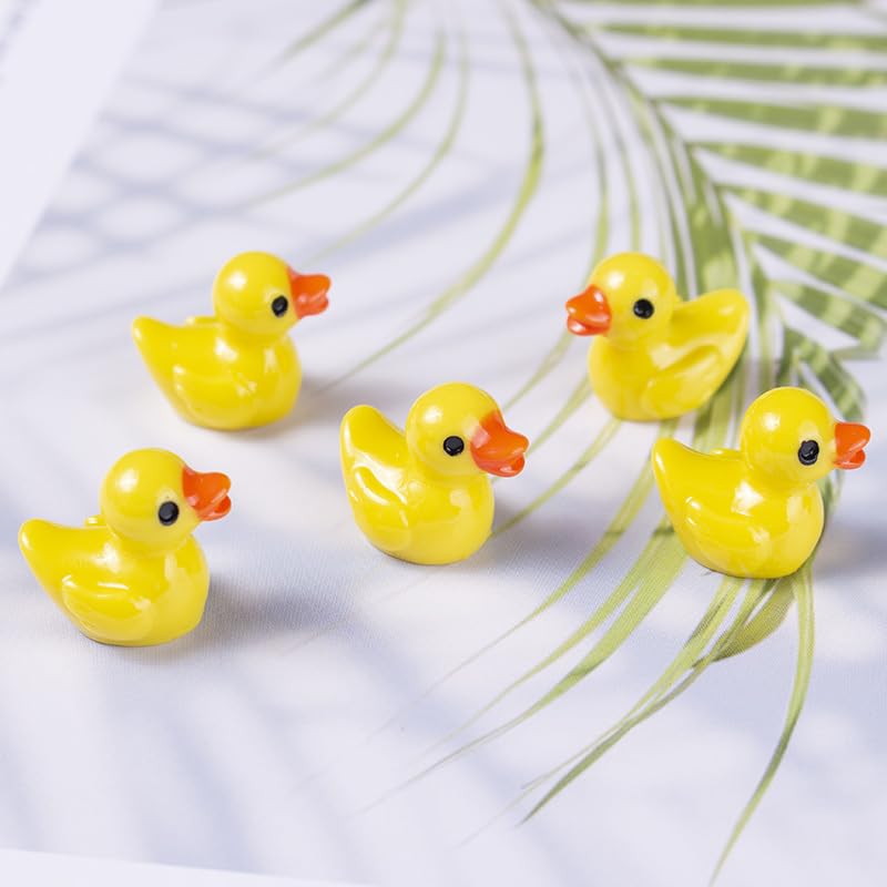 200 Pcs Mini Ducks 10 Colors Miniature Figures Charms Ornament Potted Micro Fairy Garden Landscape Aquarium Hide Tiny Duck for Craft, Dollhouse, Home Decorations（Random Color）