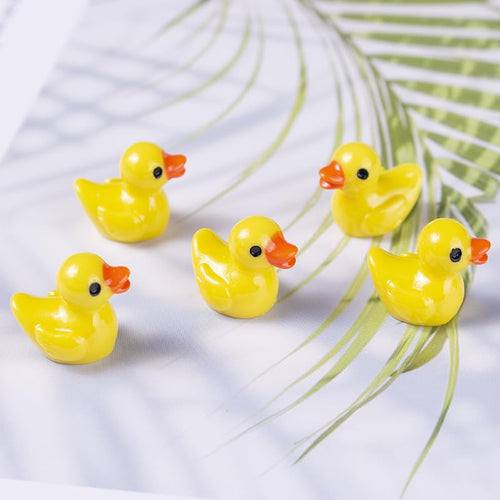 200 Pcs Mini Ducks 10 Colors Miniature Figures Charms Ornament Potted Micro Fairy Garden Landscape Aquarium Hide Tiny Duck for Craft, Dollhouse, Home Decorations（Random Color）