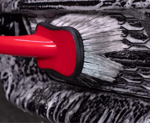 Mothers 155800 Wheel Well Long Handled Brush - size: Long
