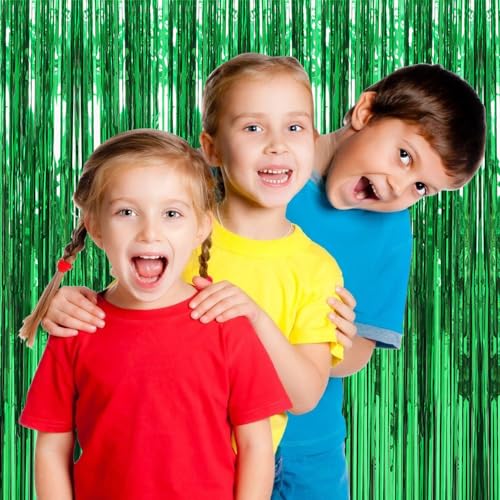 3 Pack Green Backdrop Tinsel Curtain Party Streamers Jungle Party Decorations Foil Fringe Green Backdrop for Birthday Christmas Dinosaur Animal St Patrick's Day Football Party Decorations - color: Green