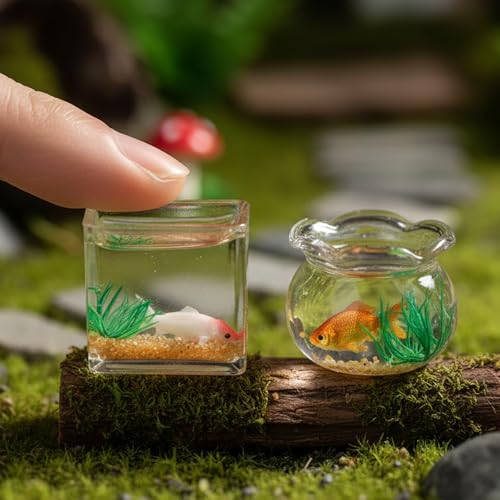 1/12 Dollhouse Fish Tank 2PCS Miniature Dollhoue Accessories Realistic Goldfish Bowl Resin Craft Random Fish Color, Micro Landscape Desktop Ornaments Décor for DIY Fairy Gardens & Model Displays