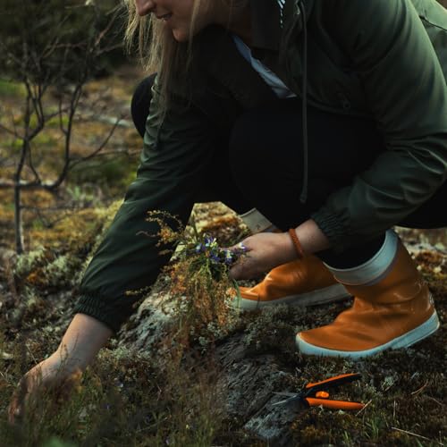 Fiskars 6" Pruning Scissors for Flower Stems, Herbs, Buds, and Small Plants, Garden Snips with Stainless Steel Blades, Gardening Trimmers with Comfortable Handle - style: Pruning Snips