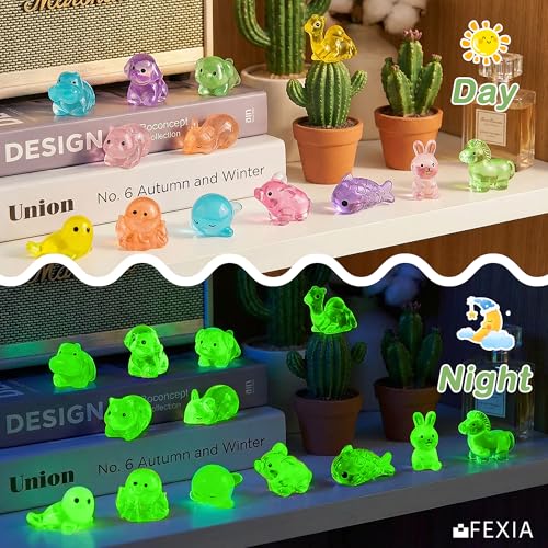 FEXIA 150Pcs Mini Resin Animals Mystery Blind Bag Glow in The Dark Animal Figures Cute Micro Miniatures for Fairy Garden, Terrarium, Micro Landscape Aquarium Decor, DIY Crafts, Party Favors Gifts - color: Mystery Bag-150pcs
