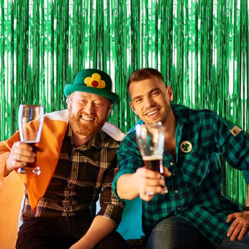 3 Pack Green Backdrop Tinsel Curtain Party Streamers Jungle Party Decorations Foil Fringe Green Backdrop for Birthday Christmas Dinosaur Animal St Patrick's Day Football Party Decorations - color: Green