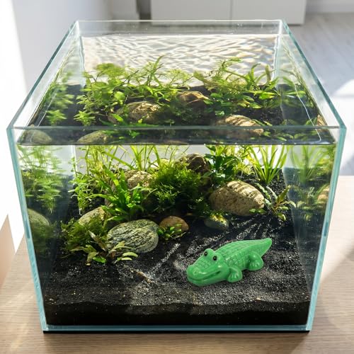 COMINGOIN Alligator Resin Aquarium Ornament, Small Reptile Figurine for Fish Tank Landscaping Decor, Aquascape Tank Accessory, Green Resin Terrarium Decorations(Cute) - style: Cute