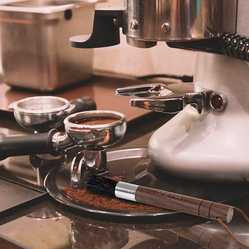 Takavu Coffee Grinder Cleaning Brush, Barista Brush with Black Boar Bristle, Espresso Machine Cleaner Tool, Brista Dusting Accessories Used on Group Heads, Shower Screen, Portafilter, Scoop, Tamper - color: Black Boar Bristle