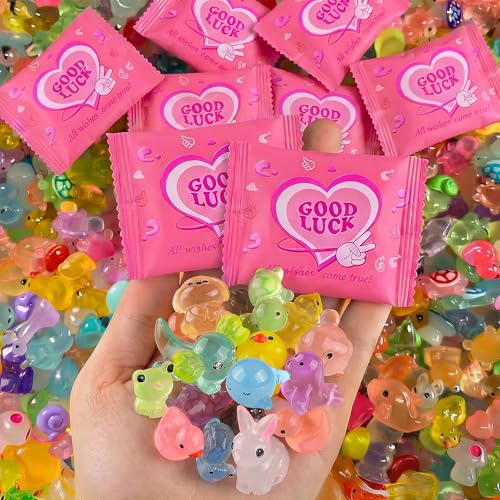 FEXIA 150Pcs Mini Resin Animals Mystery Blind Bag Glow in The Dark Animal Figures Cute Micro Miniatures for Fairy Garden, Terrarium, Micro Landscape Aquarium Decor, DIY Crafts, Party Favors Gifts - color: Mystery Bag-150pcs