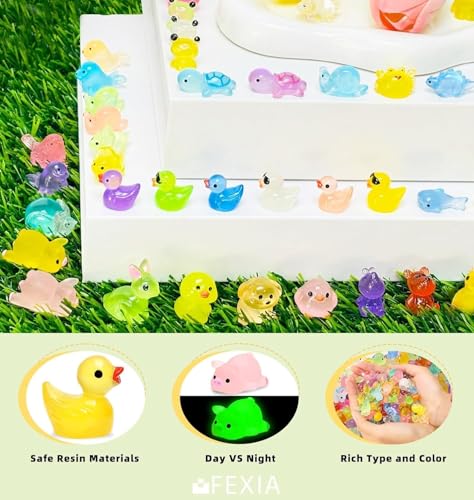 100 Pcs Luminous Mini Resin Animals 20 Types Glow in the Dark Tiny Figurines Bulk Set for DIY Garden Aquarium Micro Landscape and Party Decoration Desk Pets and Miniature Accessories