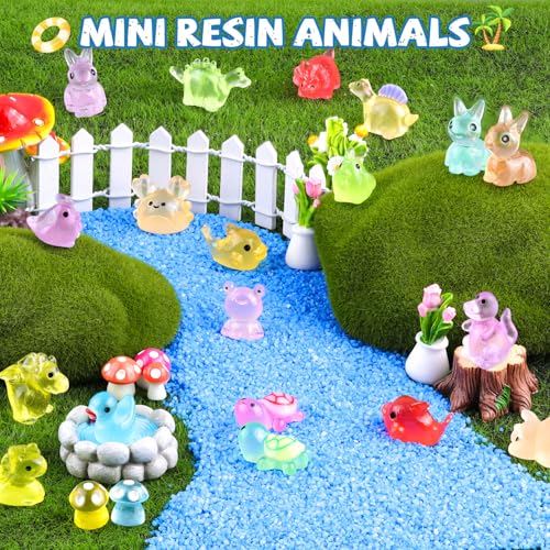 100PCS Mini Resin Animals Tiny Cute Figurines Glow in Dark, Miniature Figures to Hide, Little Animal Small Accessories for Topper Desk Garden Dollhouse Landscape Aquarium Ornaments Crafts & Decor - color: Glow in Dark Animal-100pcs