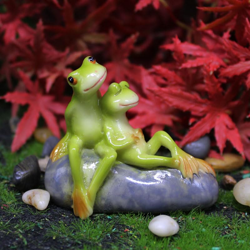 1Pc Cartoon Frog Bonsai Ornament - Creative Couple Design for Cross-Border Garden Micro Landscapes, Suitable as Succulent Planter Decor & Fish Tank Decoration, Whimsical Animal-Themed Accent